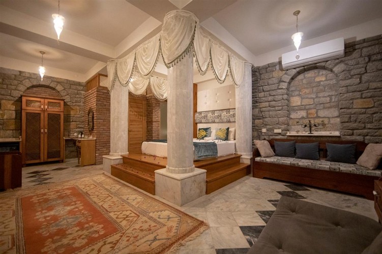 King Suit Oda, Bahçe Manzaralı