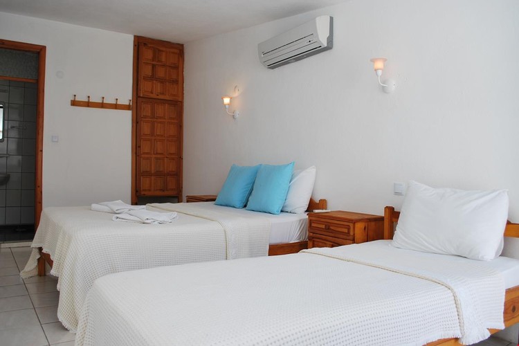 Standard Room (3 Person)