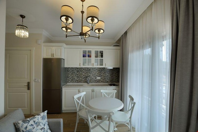 Standart Oda, Şehir Manzaralı