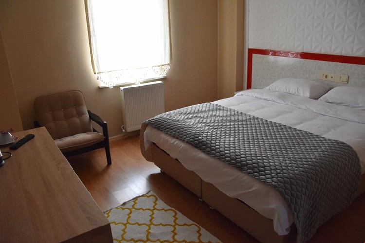 Family Room, Garden View