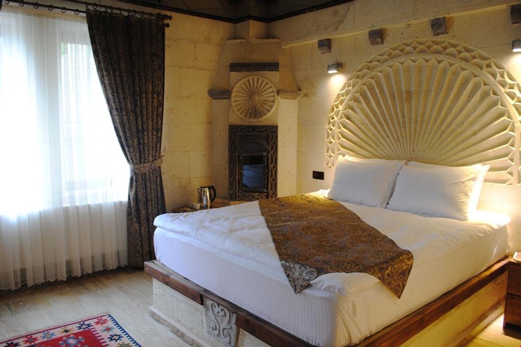 Honeymoon Suite Room