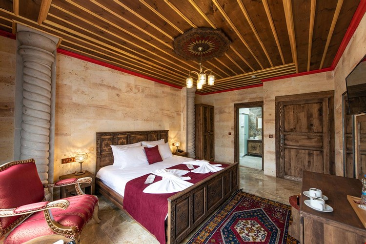 Deluxe Superior Room