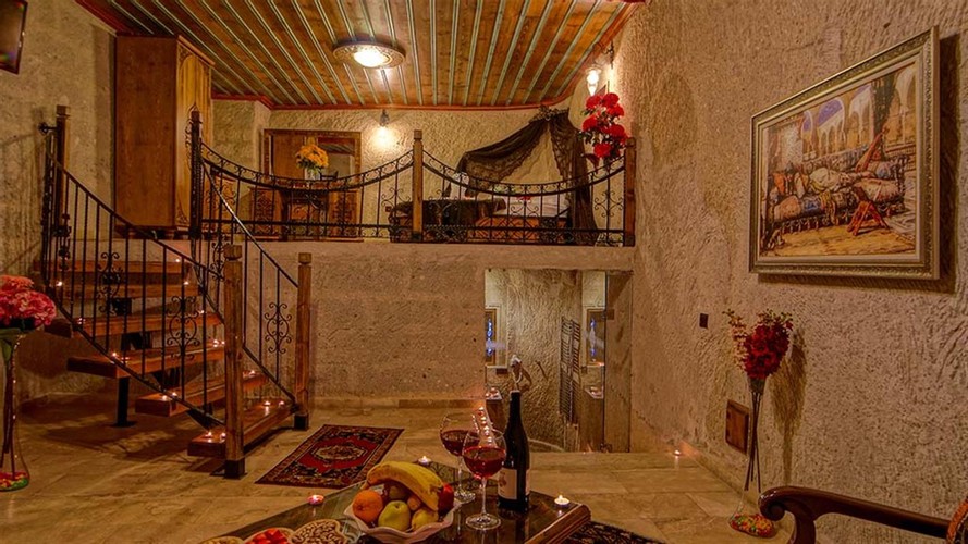 Superior Cave Suit Oda