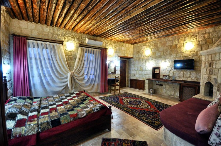 Luxury Suit Oda (Banyolu)