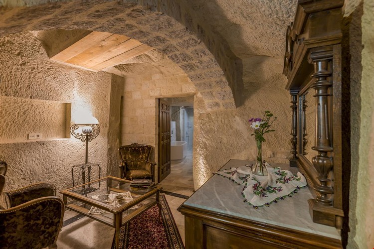 Aile Cave Suit Odası