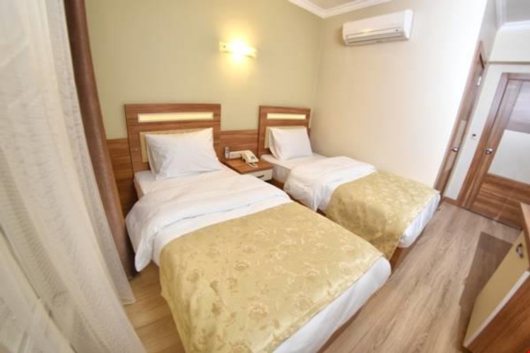 İki Ayrı Yataklı Oda