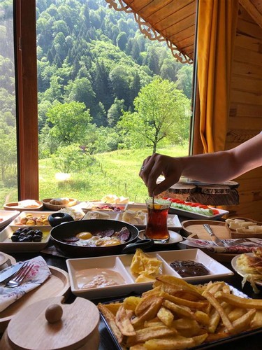 Suit Oda, Dağ Manzaralı