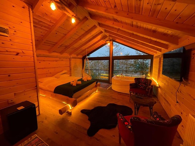 Bungalow Suite Room (Jacuzzi)