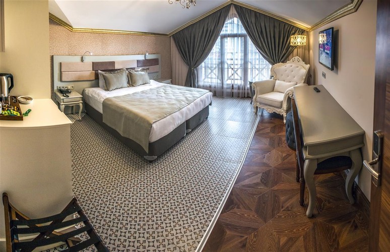 Executive Room, Mountain View