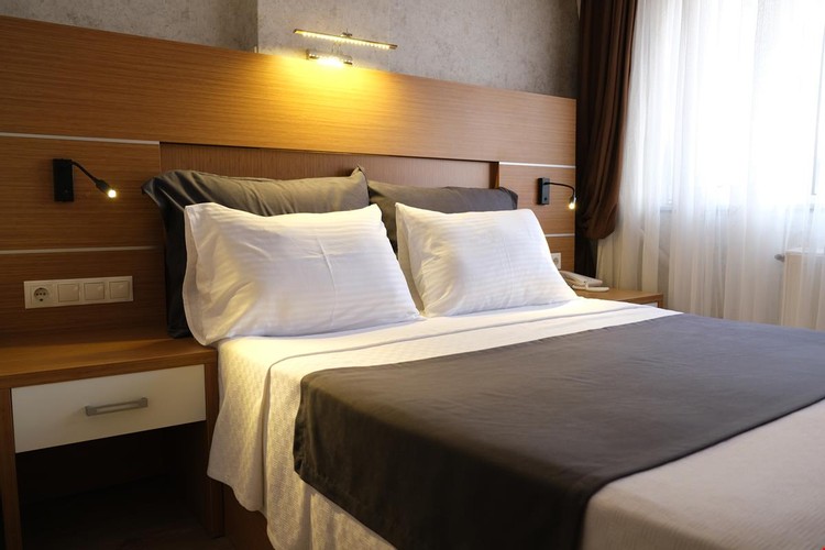 Teras Oda (Teraslı)