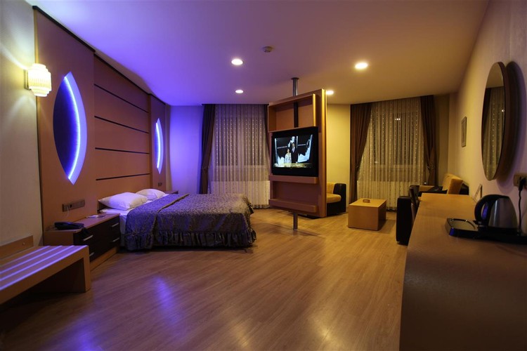 Suite Room