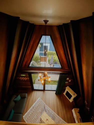 Bungalow Room, Garden View