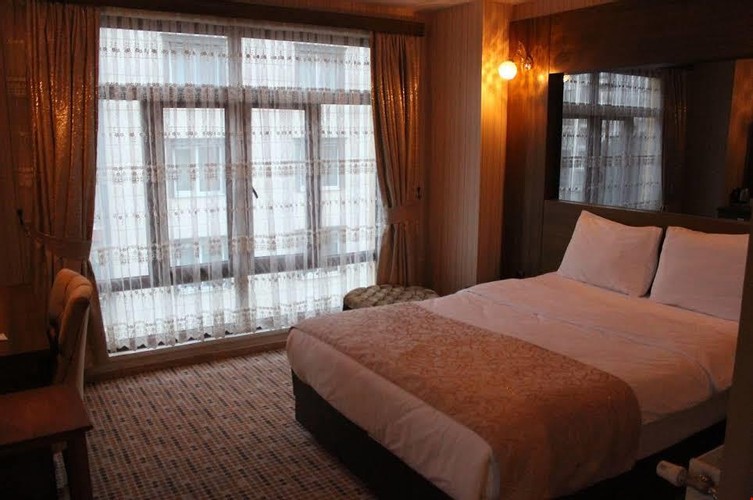 Standard Room, Land View