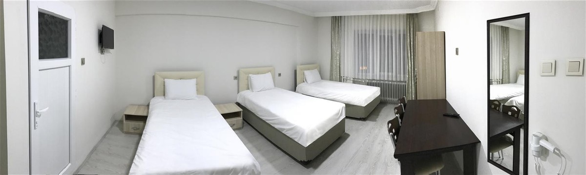 Standard Room (3 Person)