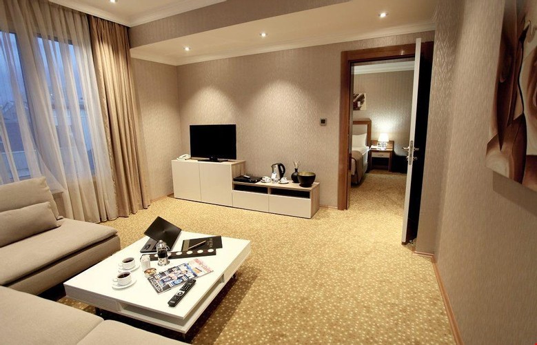 Suite Room