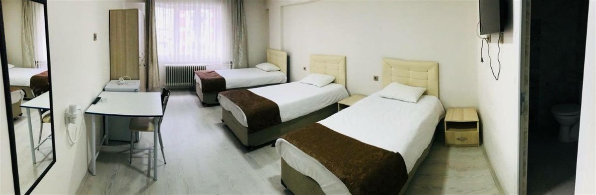 Standard Room (4 Person)