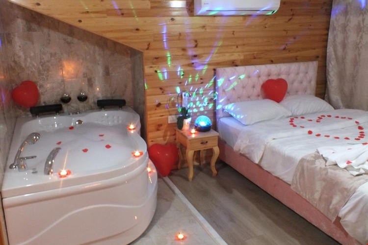 Standard Room (Jacuzzi)