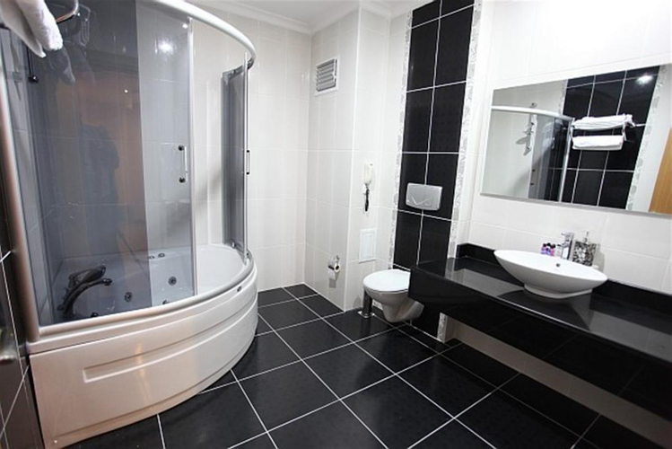 Standard Room (3 Person)