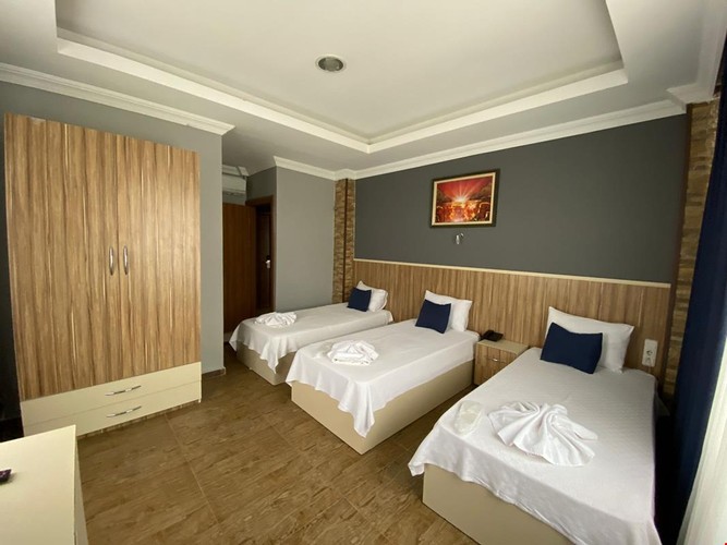 Deluxe Room, City View (3 Person)