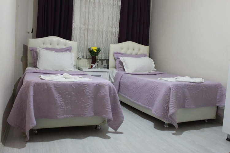 İki Ayrı Yataklı Oda