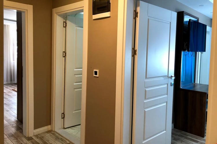 King Suite Room, Lake View