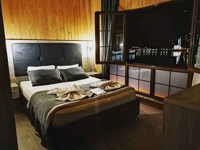 Classic Oda, Göl Manzaralı