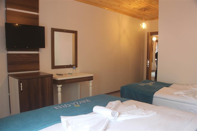 Honeymoon Suite Room, River View (Balcony)