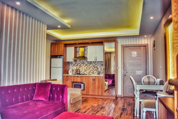 Suite Room (With Bathroom)