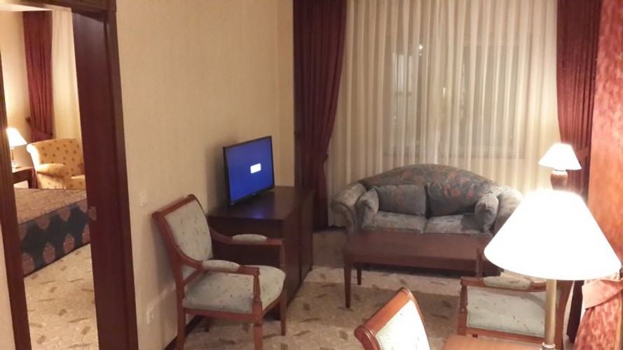 Suite Room