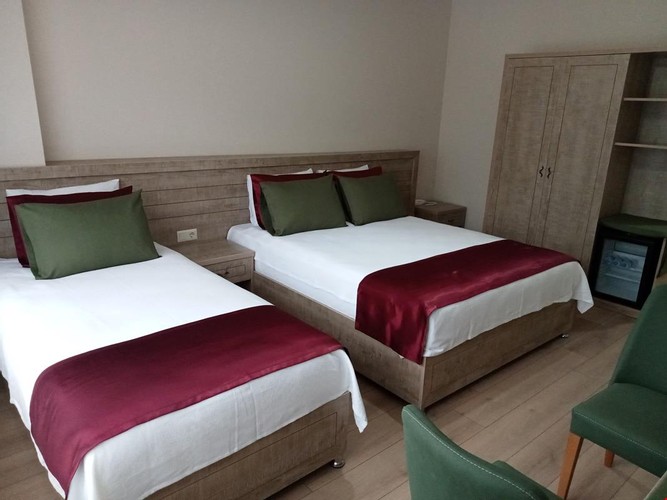 Family Room (3 Person)