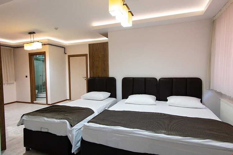 Standard Room (3 Person)