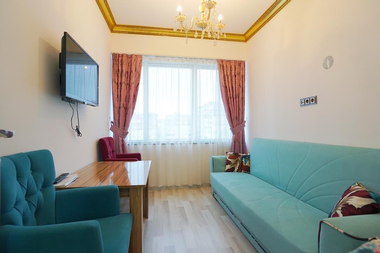 2+1 Flat - Land View