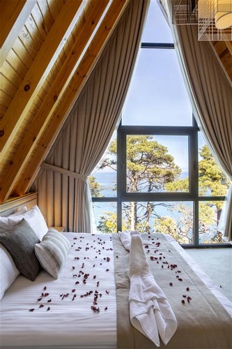 Deluxe Suite Room, Sea View (Balcony)