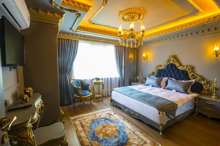 King Suite Room