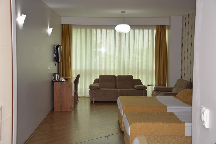 Standard Room (3 Person)