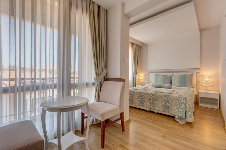 Standart Oda, Kısmi Deniz Manzaralı