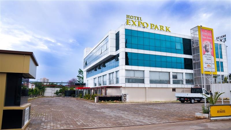 exposition park hotels