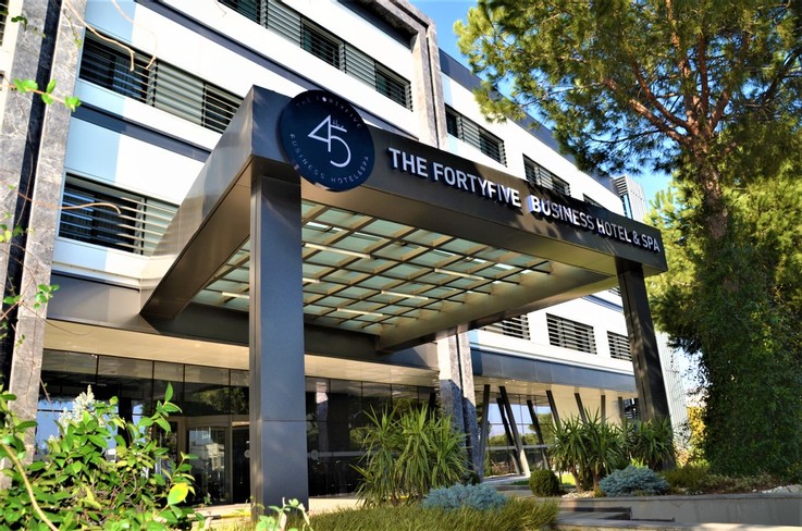 The 45 Business Hotel - Spa