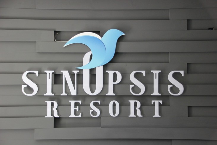 Sinopsis Resort Otel