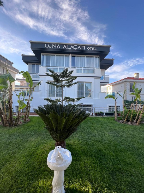 Luna Alaçatı