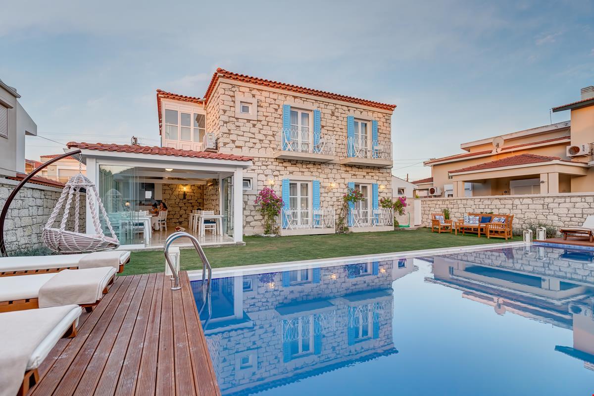 Villa Peri Izmir Rezervasyon Otelz Com